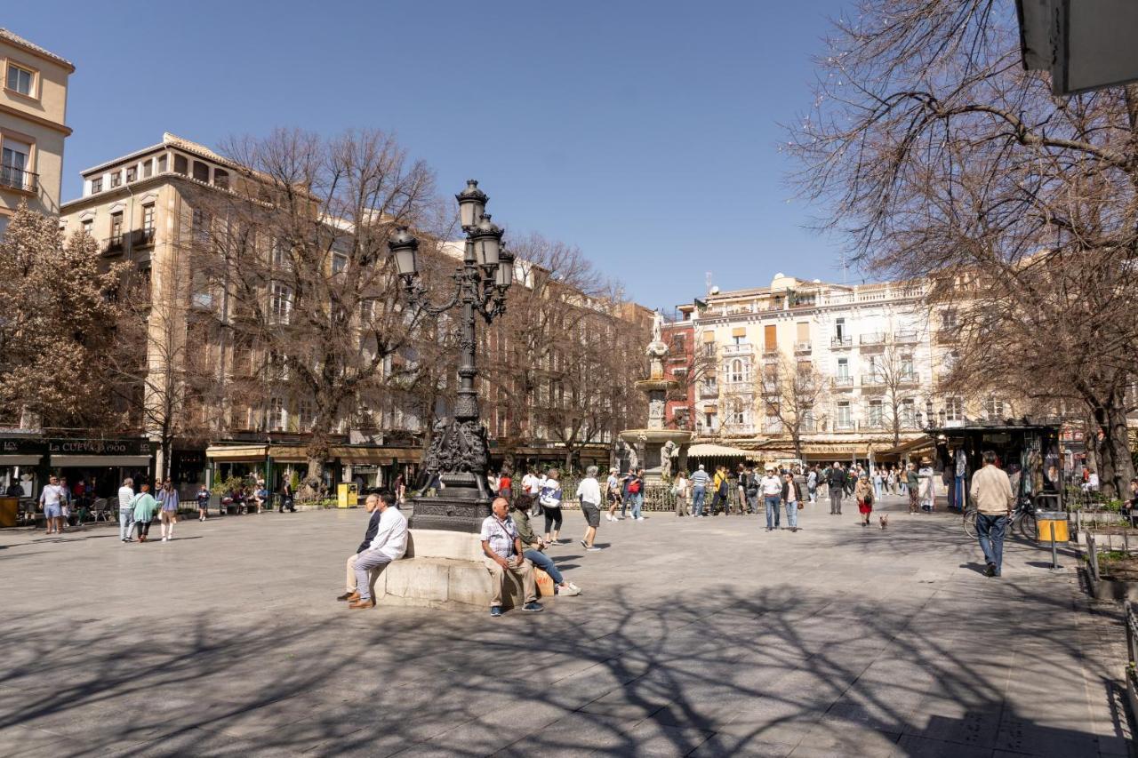 Suite Alhambra Puerta Bib-Rambla グラナダ エクステリア 写真